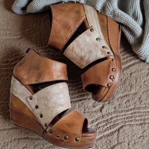 Bed Stu Jessie F386015 Women's Brown Leather Zipper Wedges Heels Shoes SZ 7